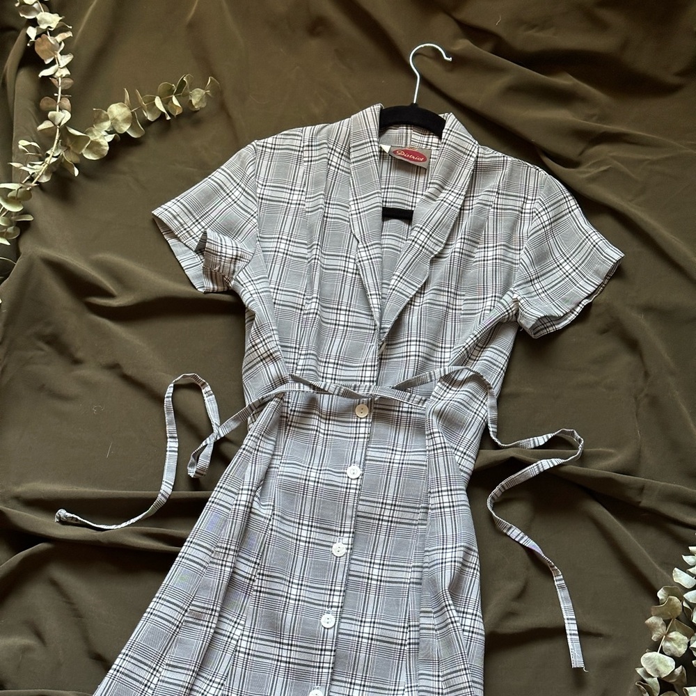 Vintage Dress 90s style plaid dress